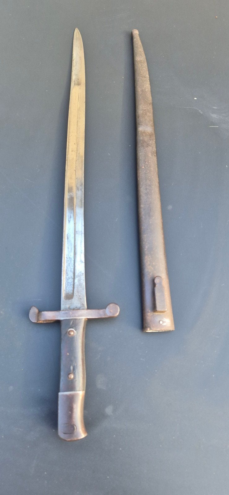 Bajonet met 60 cm lange schede, Verzamelen, Ophalen of Verzenden