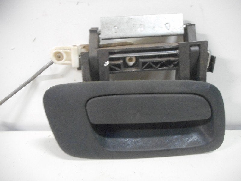 POIGNEE EXTERIEURE ARRIÈRE DROITE Opel Zafira (F75), Opel, Opel Automobile GmbH, Utilisé, Arrière