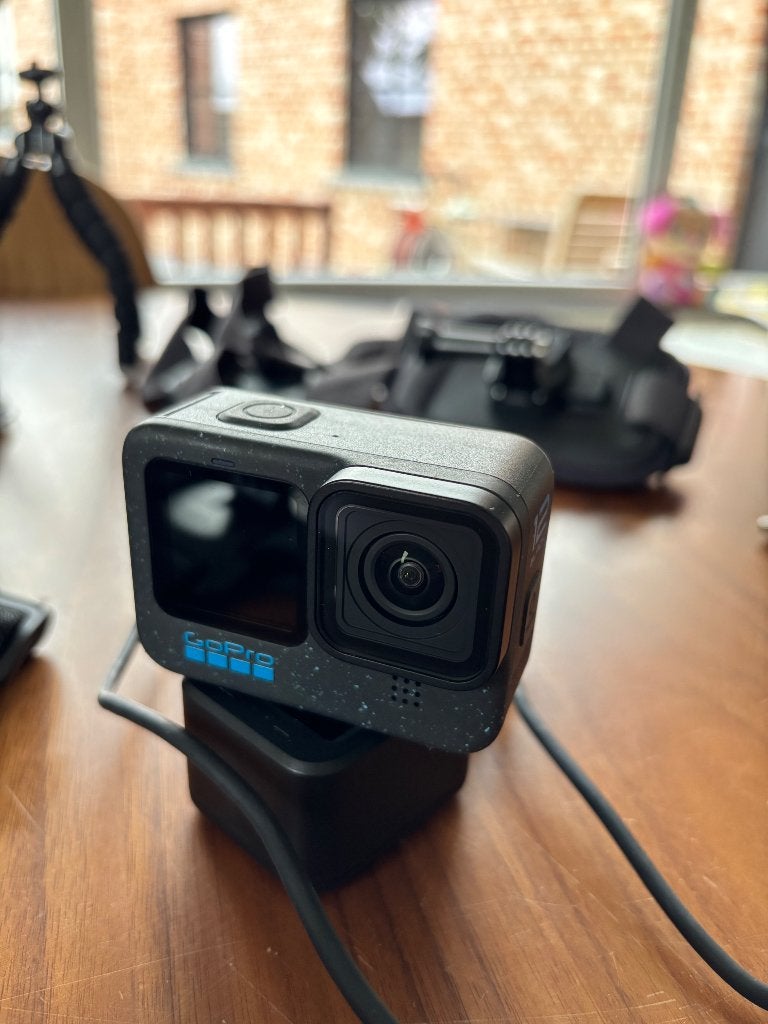 Gopro 12 hero black set, TV, Hi-fi & Vidéo, Enlèvement, Comme neuf, GoPro