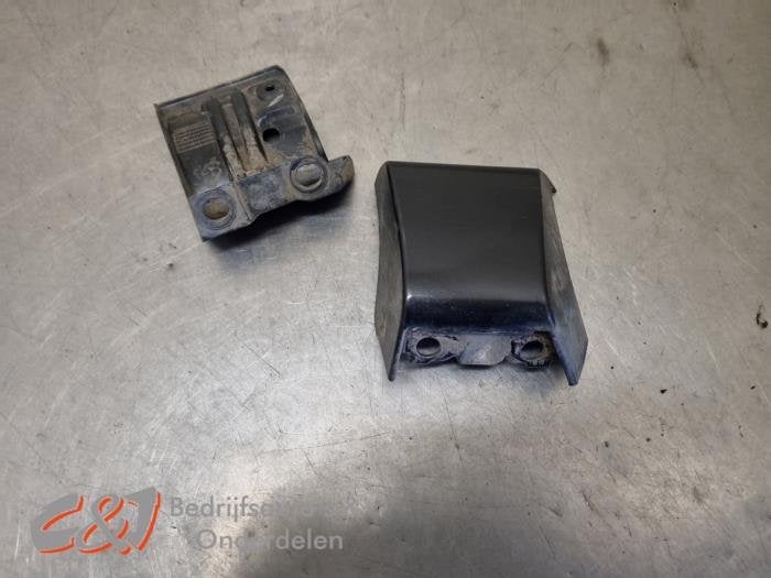 Seuil droit d'un Mercedes Vito (MB7831), 3 mois de garantie, Utilisé, -, -