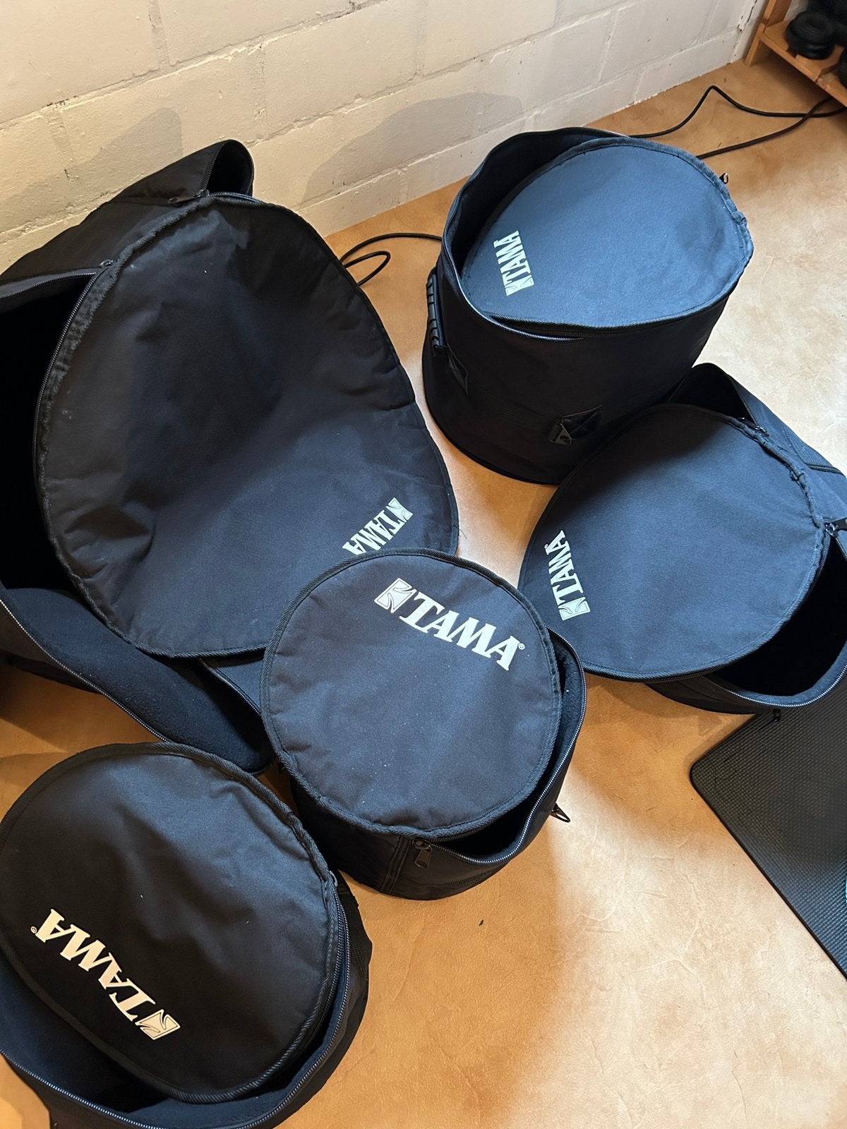 Set Tama Hoezen voor Drumstel, Muziek en Instrumenten, Ophalen, Gebruikt