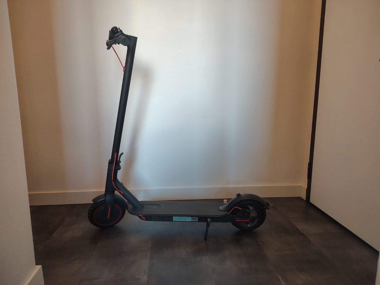 Elektrische step: Xiaomi M365 Pro, Fietsen en Brommers, Ophalen, Gebruikt, Elektrische step (E-scooter), Xiaomi M365 pro 1