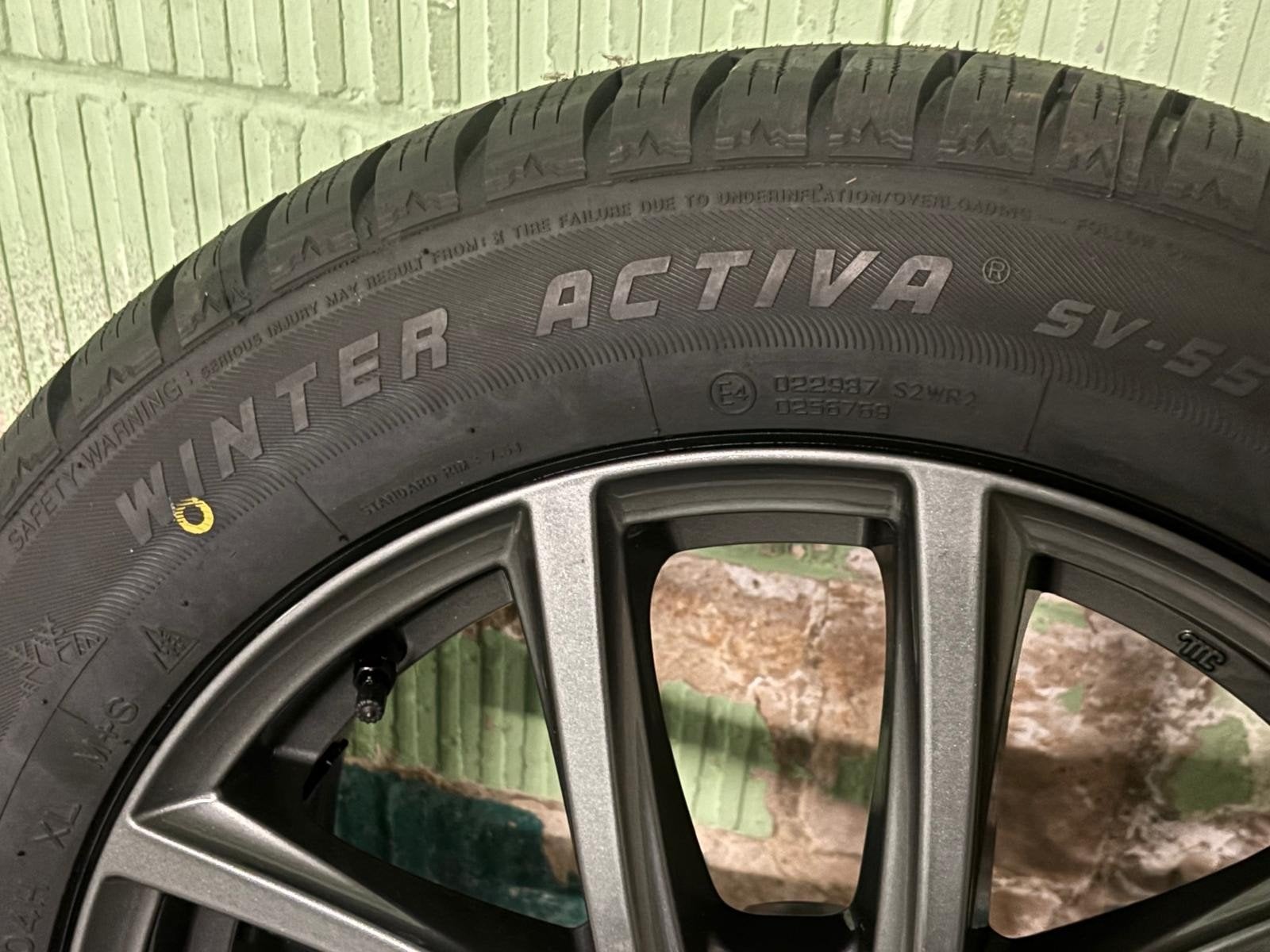 A vendre 4 jantes Alu 18 pouces pour Hyundai Tucson NX4, Autos : Pièces & Accessoires, Pneus hiver, Enlèvement, Pneu(s), 18 pouces