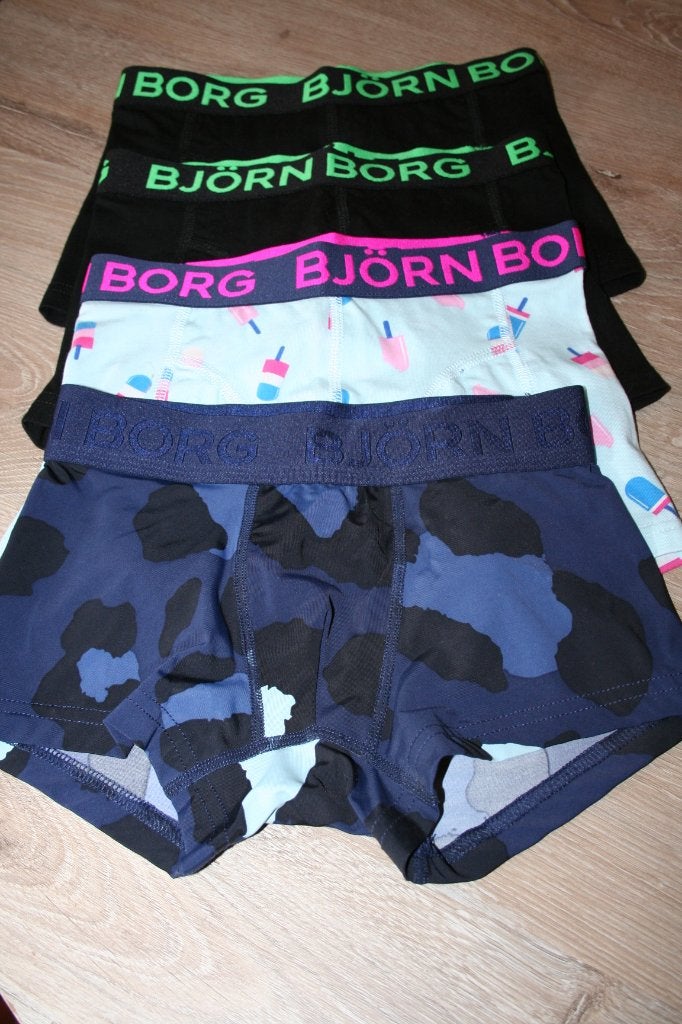 set van 4 nieuwe boxers van Björn borg maat 122-128, Kinderen en Baby's, Kinderkleding | Maat 122, Nacht- of Onderkleding, Nieuw