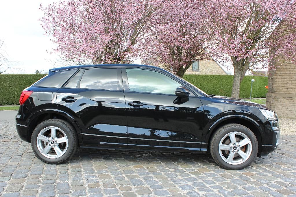 Audi Q2 30TFSI, Auto's, Audi, Zwart, Bedrijf, Zetelverwarming, Stadsauto