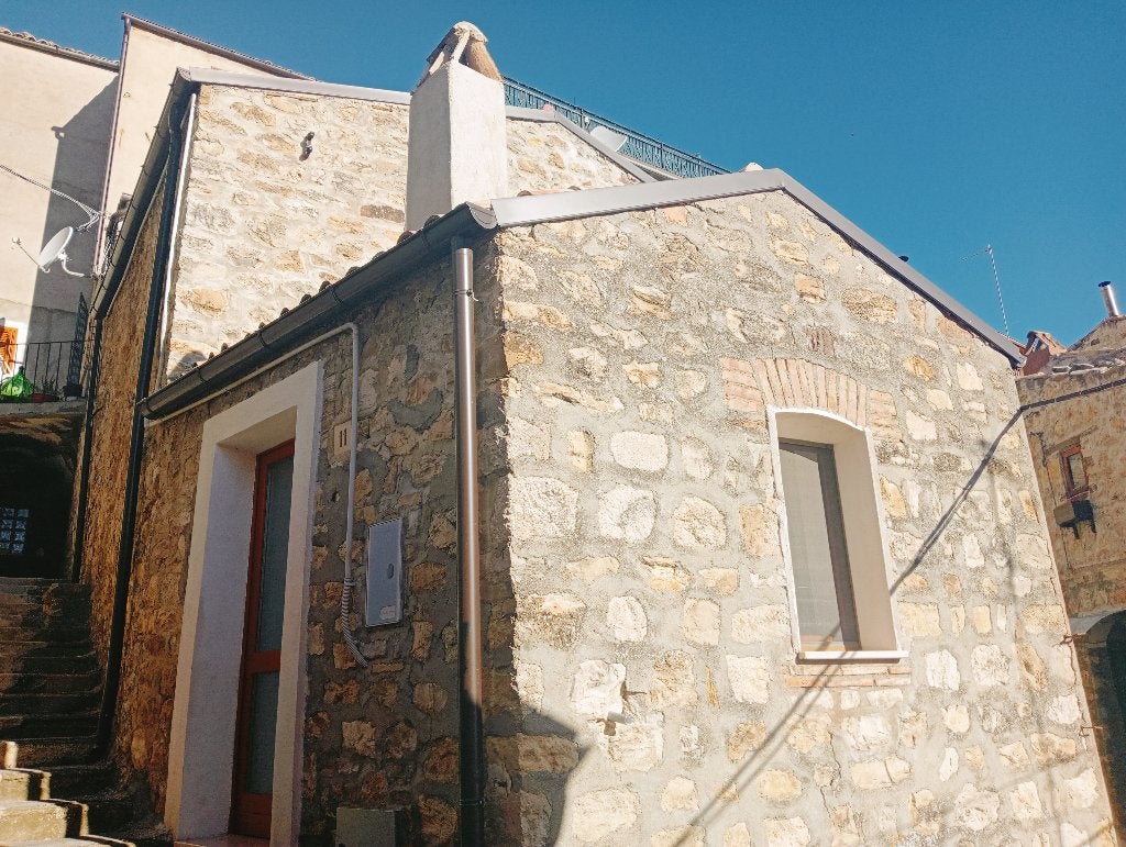 Maison à vendre Italie 47 000 €, Immo, Étranger, Village, Maison d'habitation, 4 pièces, Italie