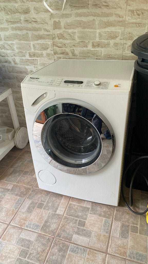 Lave-linge Miele W6546 WPS – 7 kg – 1600 tr/min, Electroménager, Lave-linge, 6 à 8 kg, 85 à 90 cm, Programme lavage à la main