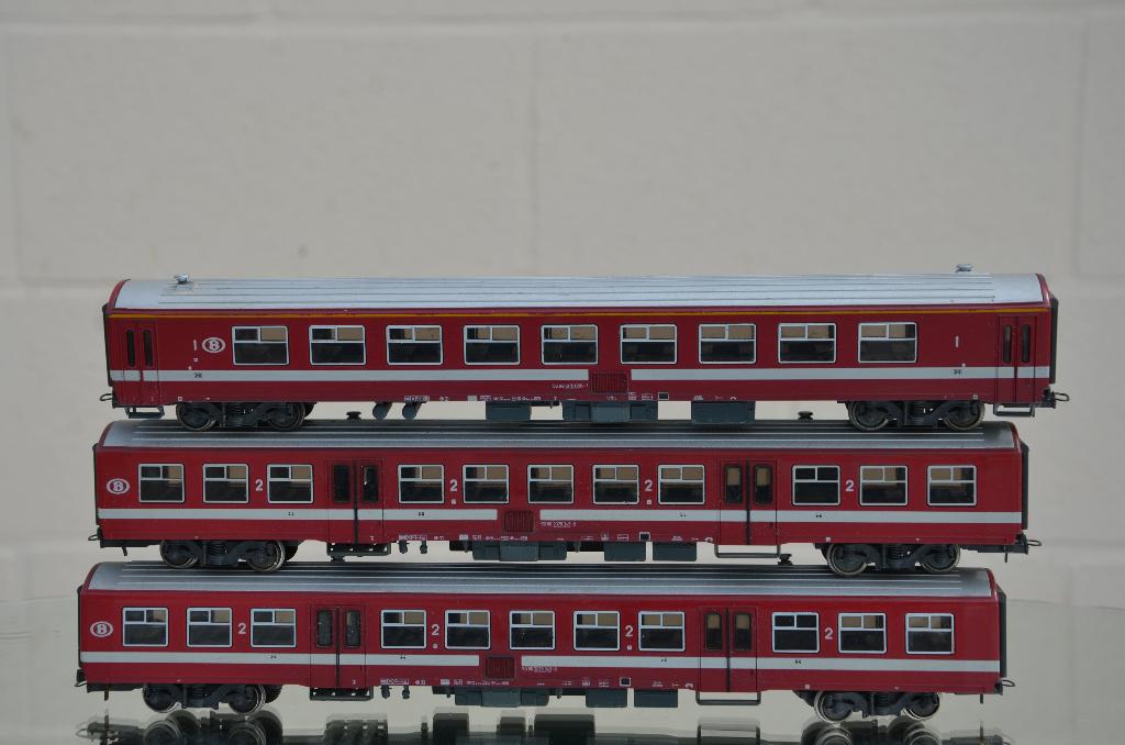 lima 3 voitures M4-SNCB/NMBS, Hobby & Loisirs créatifs, Trains miniatures | HO, Enlèvement ou Envoi, Utilisé, Lima
