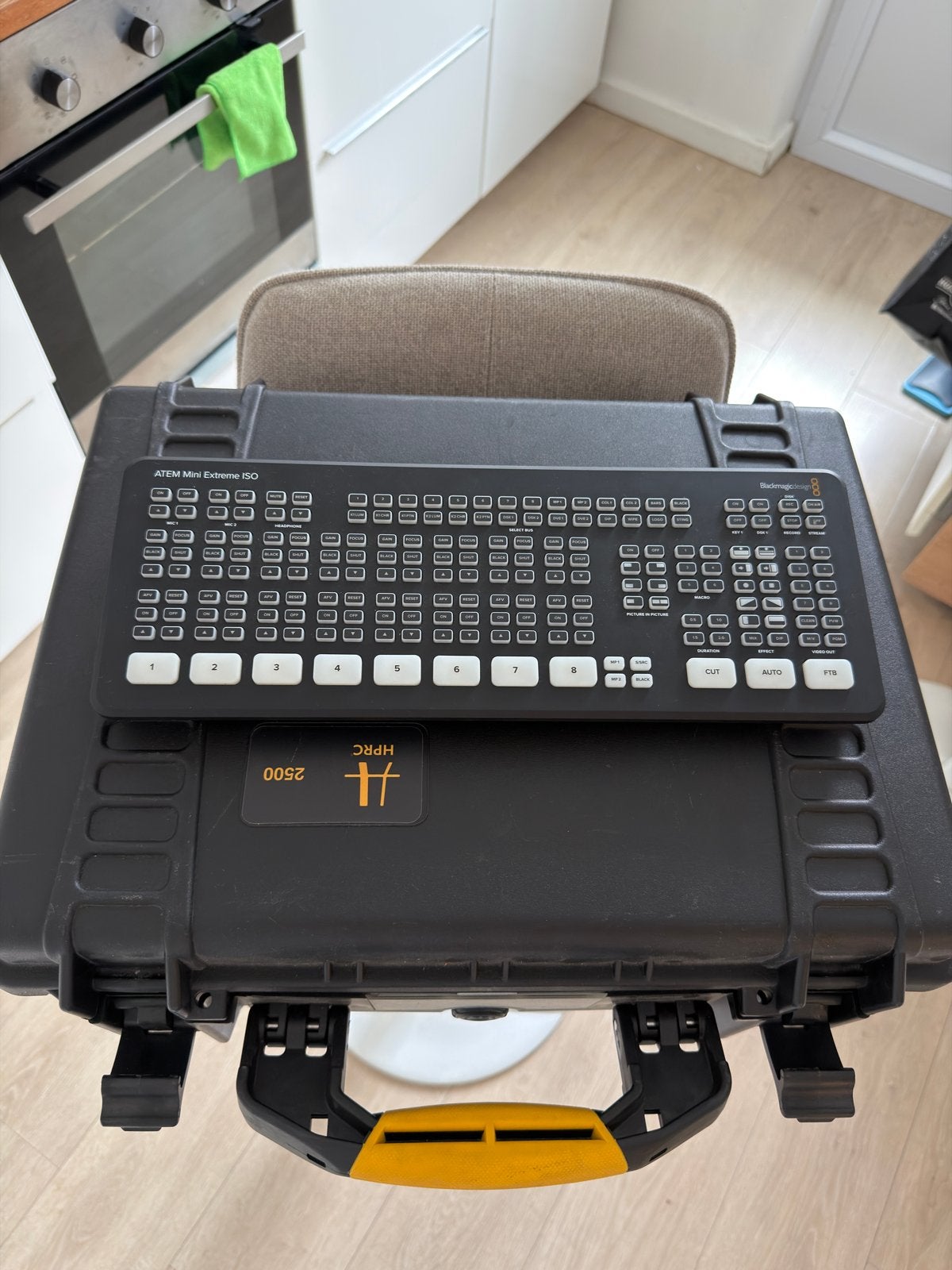 Blackmagicdesign Atem mini extreme iso, Musique & Instruments, Enlèvement, Comme neuf