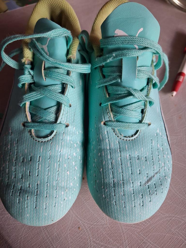 Voetbalschoenen  maat 32 puma, Ophalen