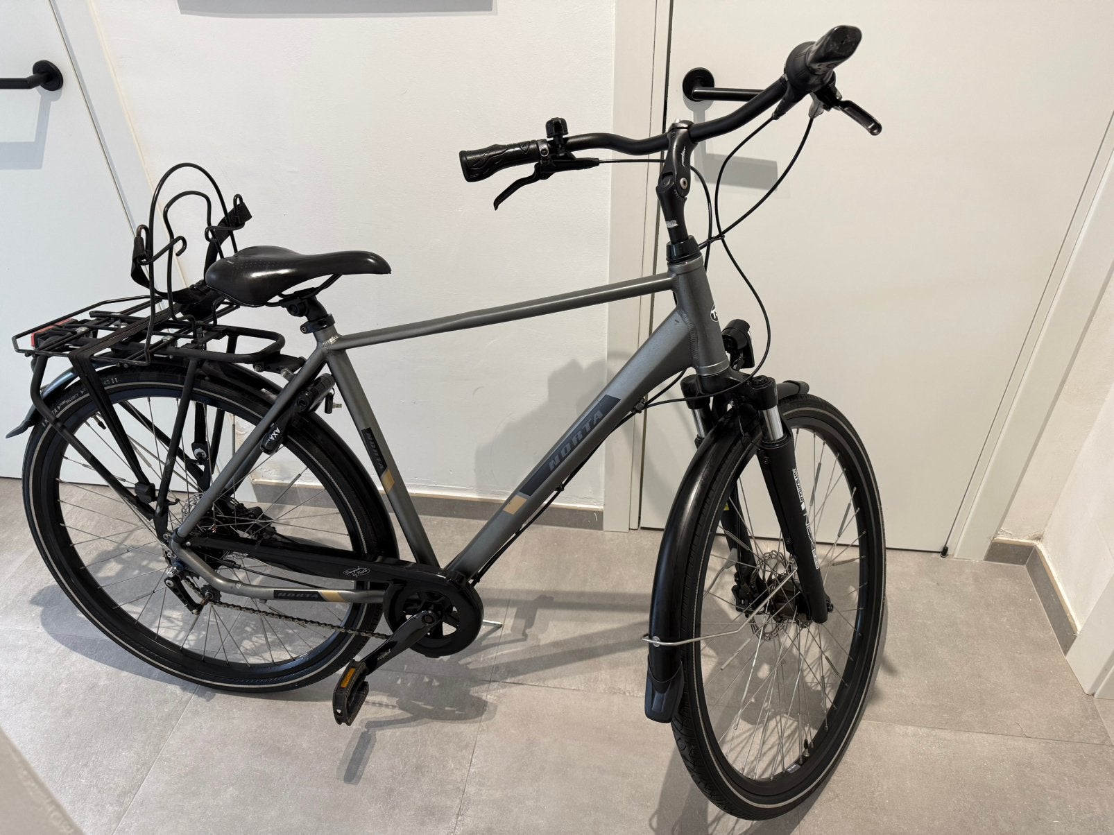 Vélo Norta pour homme avec freins à disque — en parfait état, Vélos & Vélomoteurs, Enlèvement, Comme neuf, Vitesses