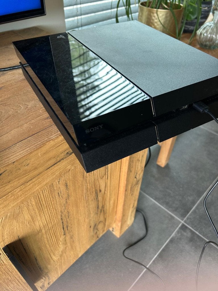 Playstation 4 Jetblack 500Gb (CUH-1116A), Consoles de jeu & Jeux vidéo, Consoles de jeu | Sony PlayStation 4, 500 GB, Avec 1 manette