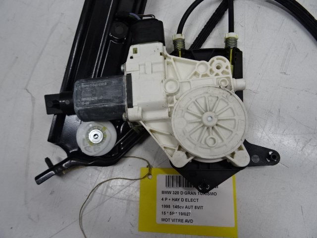 MOTEUR LEVE VITRE ELECTRIQUE AVANT DROIT BMW (70460320), Utilisé, Avant, BMW