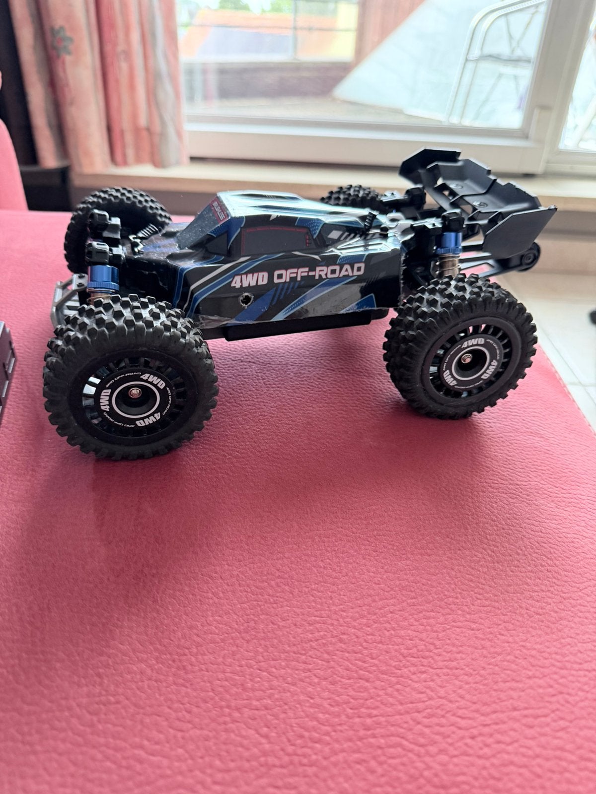 Mjx buggy 1/16, Enlèvement, Comme neuf