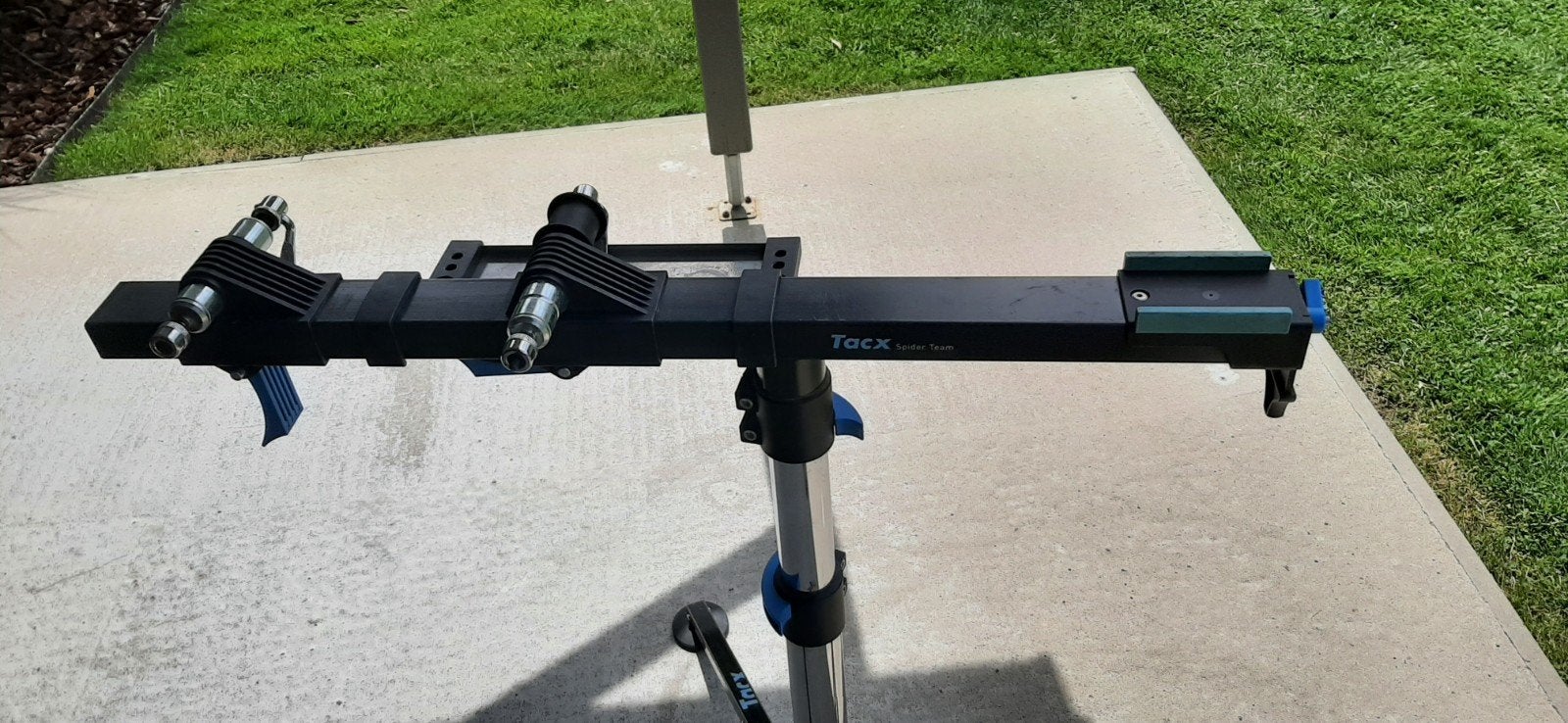 Tacx spider team. Fiets staander, Ophalen