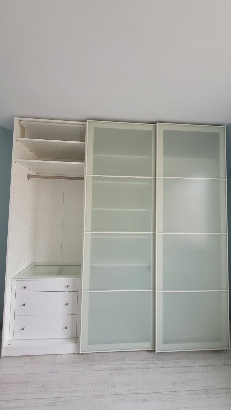 2 IKEAPax kasten, Ophalen