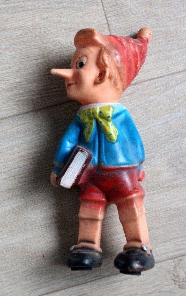 oude figuur met pieper Disney Pinocchio 27 cm pouette, Collections, Disney, Enlèvement ou Envoi, Peter Pan ou Pinocchio, Utilisé