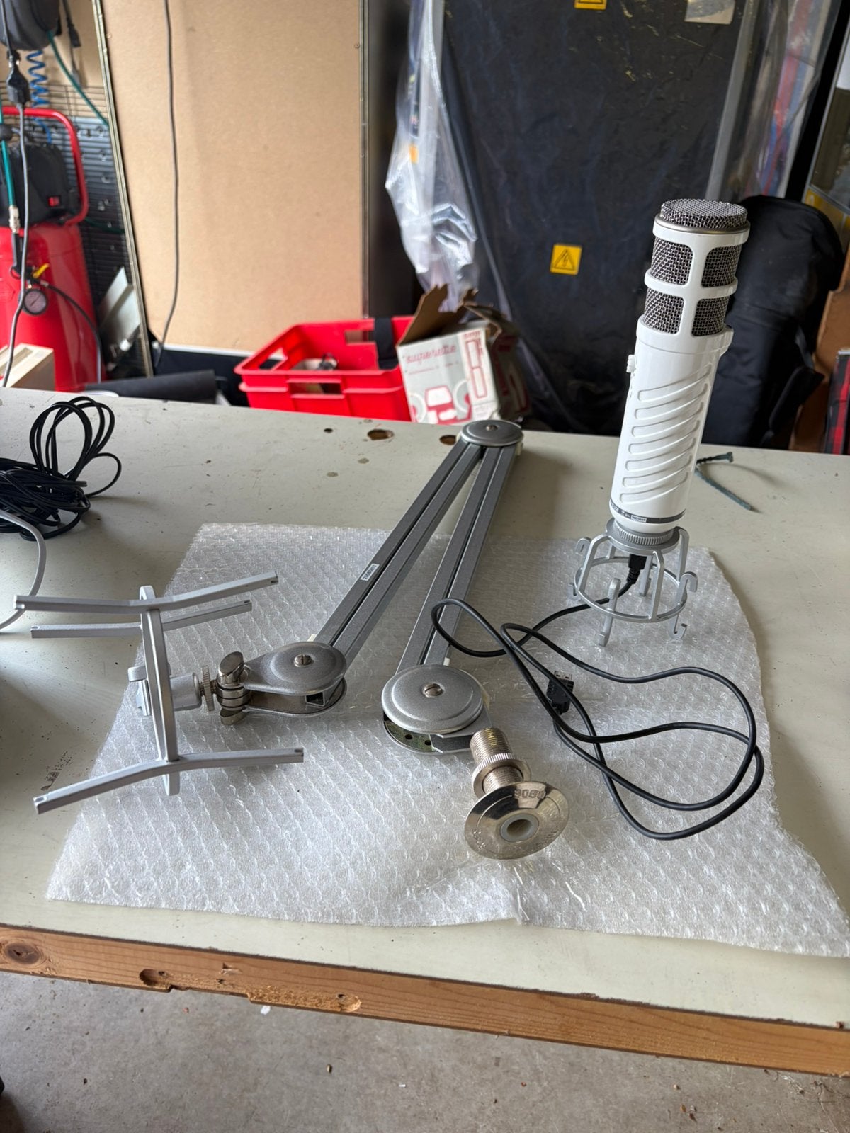 Pack Studio Micro USB Rode Podcaster + Bras Rode PSA1, Muziek en Instrumenten, Microfoons, Ophalen of Verzenden, Gebruikt