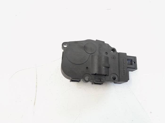 Clapet chauffage moteur d'un Audi A4, Autos : Pièces & Accessoires, Moteurs & Accessoires, Audi, Utilisé, 3 mois de garantie, Enlèvement ou Envoi