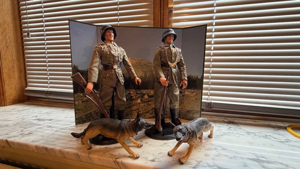 1/6 diorama "La grande vadrouille"De Funes + Bourvil, Ophalen of Verzenden, Zo goed als nieuw, Groter dan 1:35, Diorama