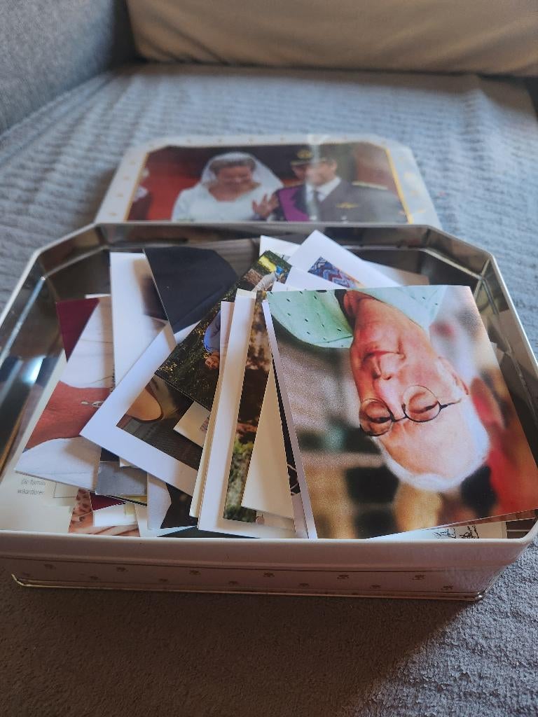 Volle doos bidprentjes, Verzamelen, Bidprentjes en Rouwkaarten, Ophalen of Verzenden