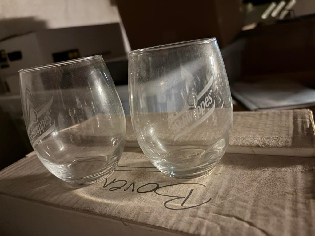 Schweppes bolletjes, Verzamelen, Glas en Drinkglazen, Ophalen, Zo goed als nieuw
