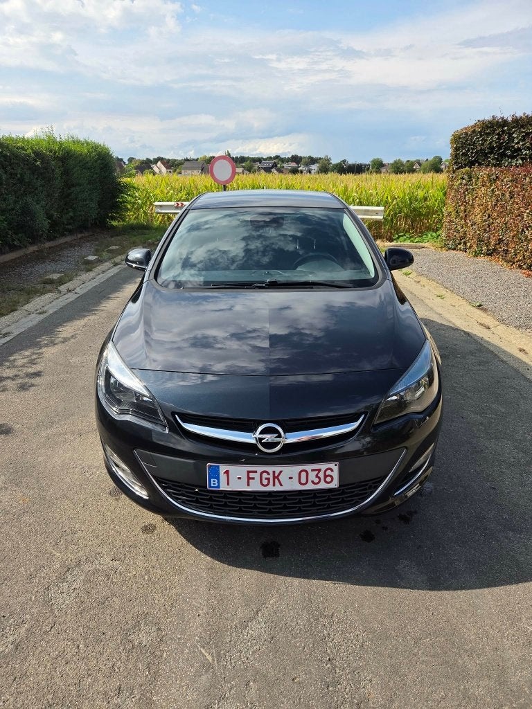 Opel Astra, Voorwielaandrijving, Euro 5, Zwart, 4 cilinders