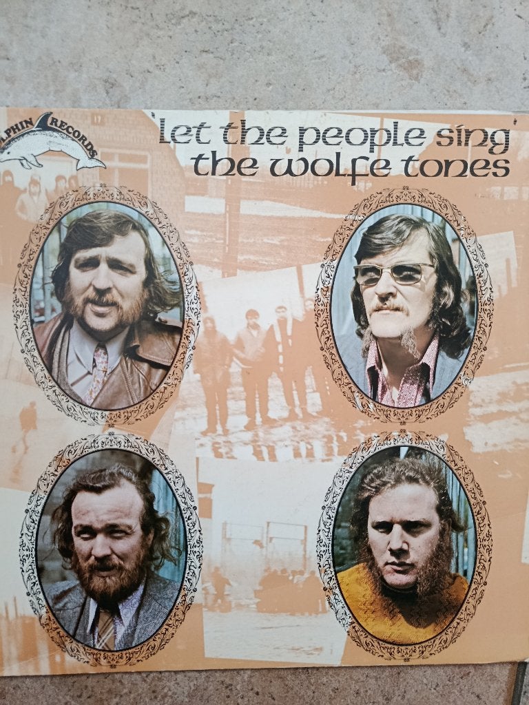 The Wolfe Tones-Let the people sing, Enlèvement ou Envoi, Utilisé, LP, 12 pouces