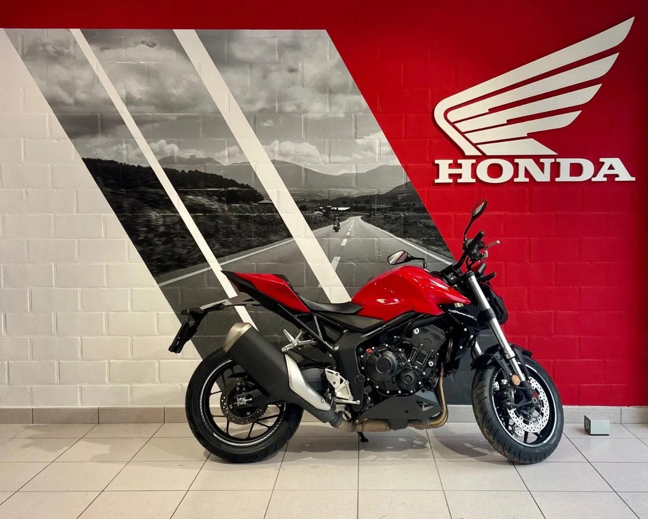 Honda CB 1000 Hornet (bj 2025), Motoren, Bedrijf, Overig, Meer dan 35 kW, 1000 cc