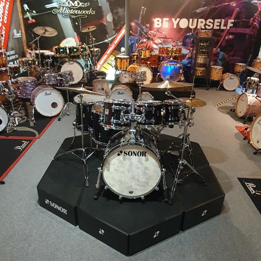 Sonor Designer maple: piano black. Is een zeer mooie set!, Musique & Instruments, Batteries & Percussions, Enlèvement ou Envoi