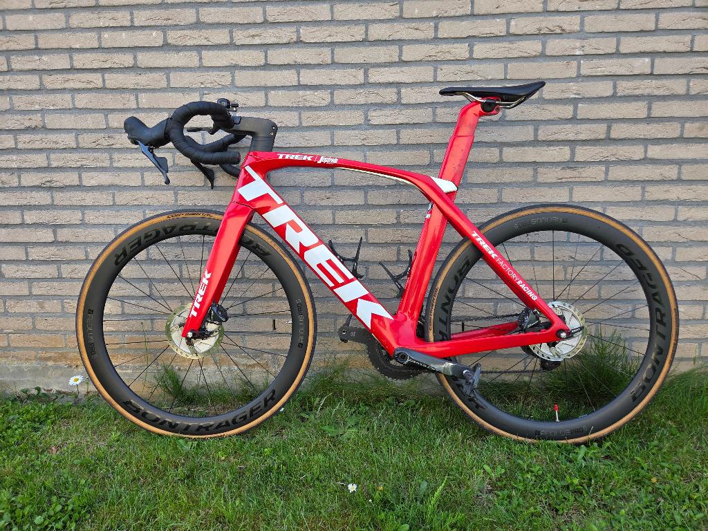 Vélo de course Trek Madone 2020 entièrement en carbone, Autres marques, Enlèvement, 15 à 20 vitesses, Frein à disque
