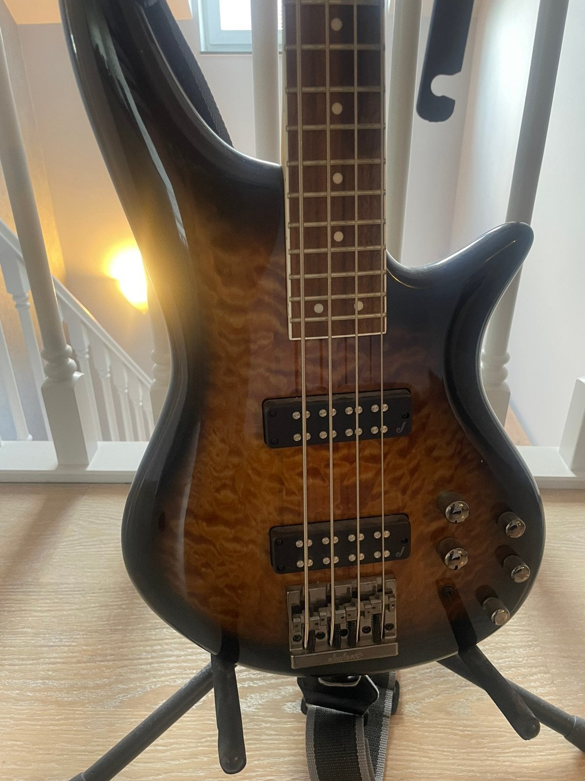 Basse Jackson Spectra JS3Q Dark Sunburst, Enlèvement, Comme neuf, Électrique