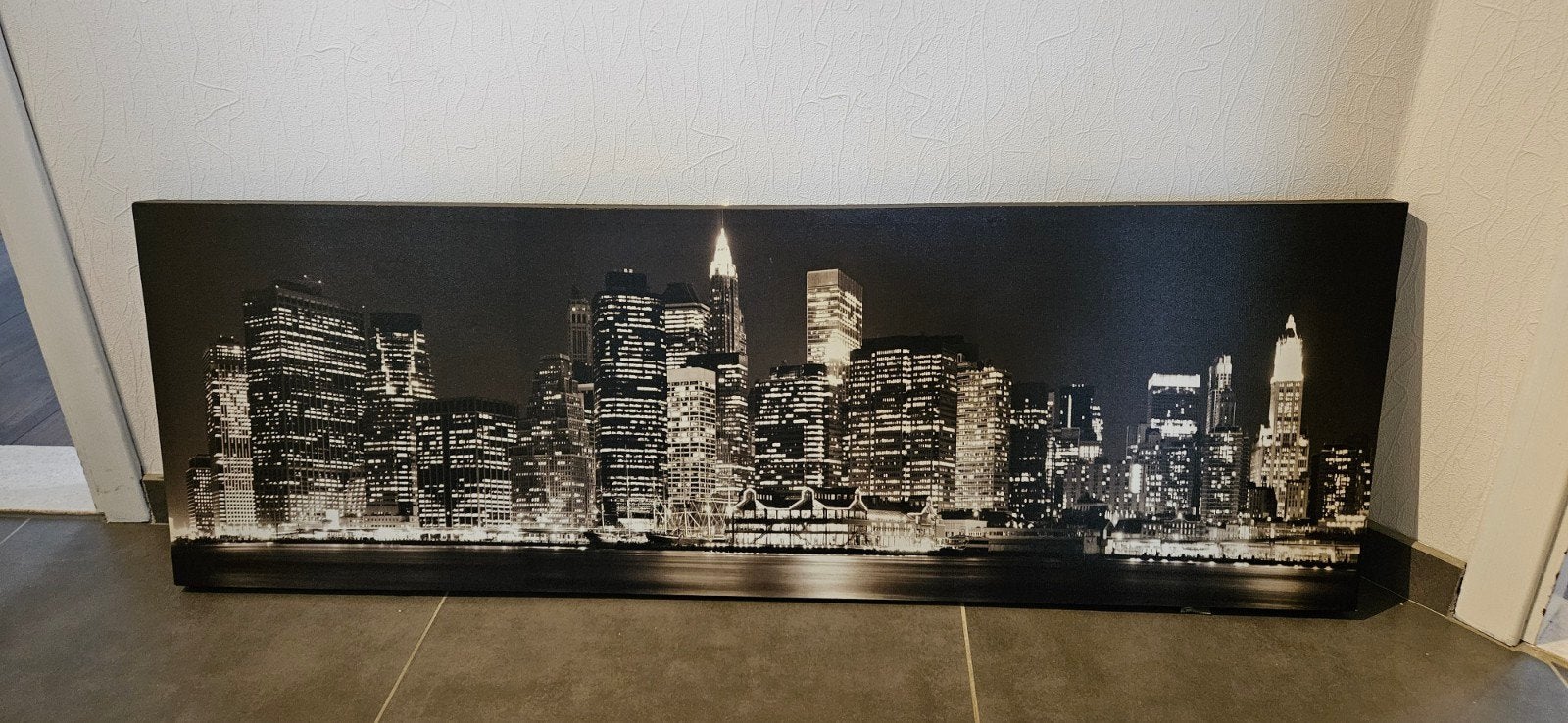 Kader skyline, Huis en Inrichting, Ophalen, 125 cm of meer, Zo goed als nieuw, Foto of Poster