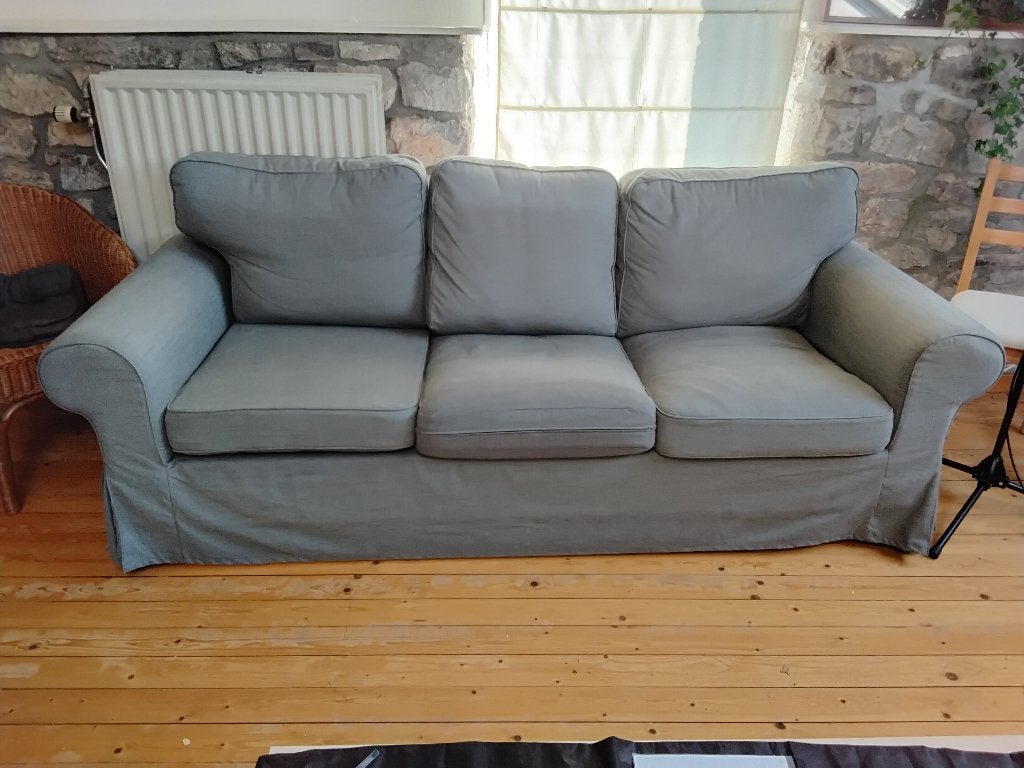 Salon 4 pièces (1 sofa 3 places, 2 sofa 2 places, un pouf), Enlèvement, Utilisé, Tissus