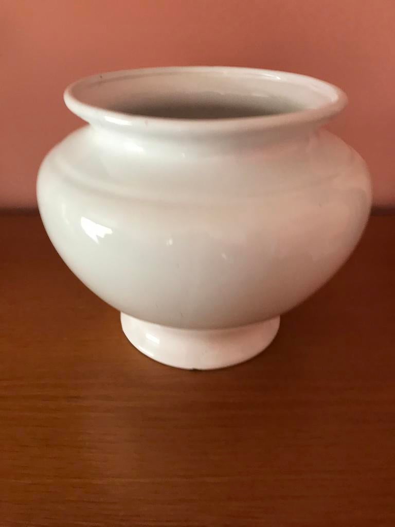 Witte cachepot, Ophalen, Gebruikt