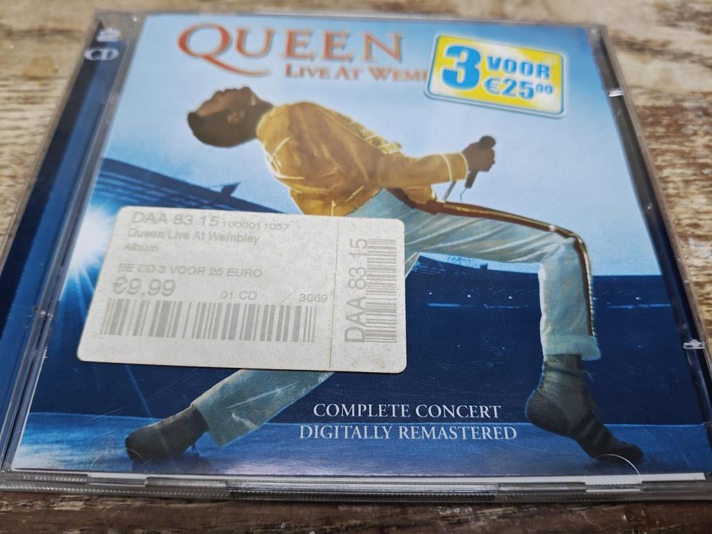 Queen Live at Wembley, Cd's en Dvd's, Ophalen, Zo goed als nieuw, Boxset