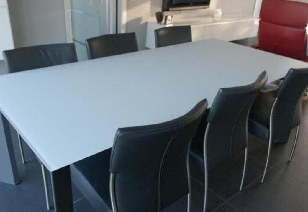 plateau de table en verre blanc  marque Joli (comme neuf) ., 200 cm ou plus, Comme neuf, Rectangulaire, Moderne