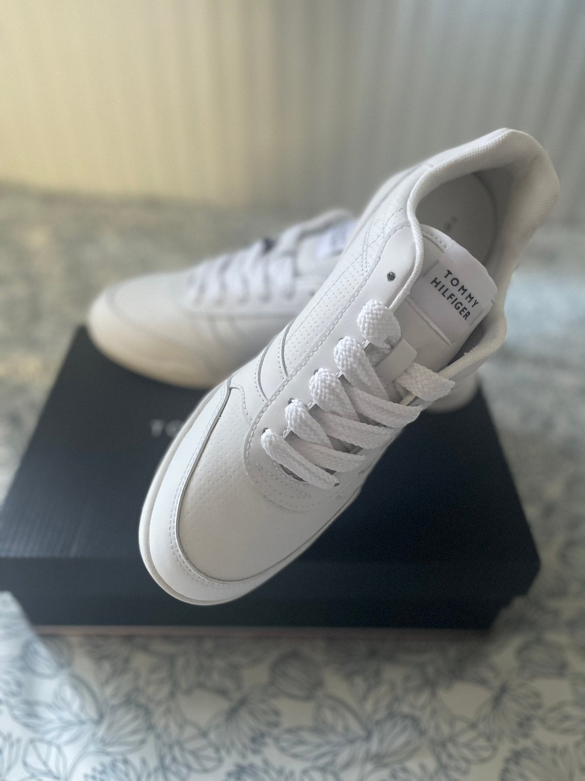 Tommy Hilfiger, Vêtements | Hommes, Chaussures, Neuf, Enlèvement ou Envoi, Blanc, Baskets