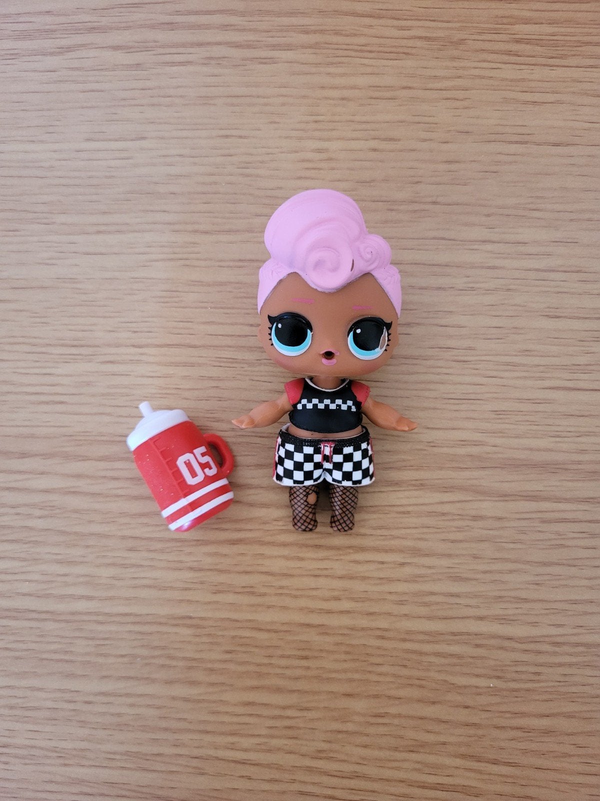 LOL poptje met drinkbeker, Kinderen en Baby's, Speelgoed | Poppen, Ophalen