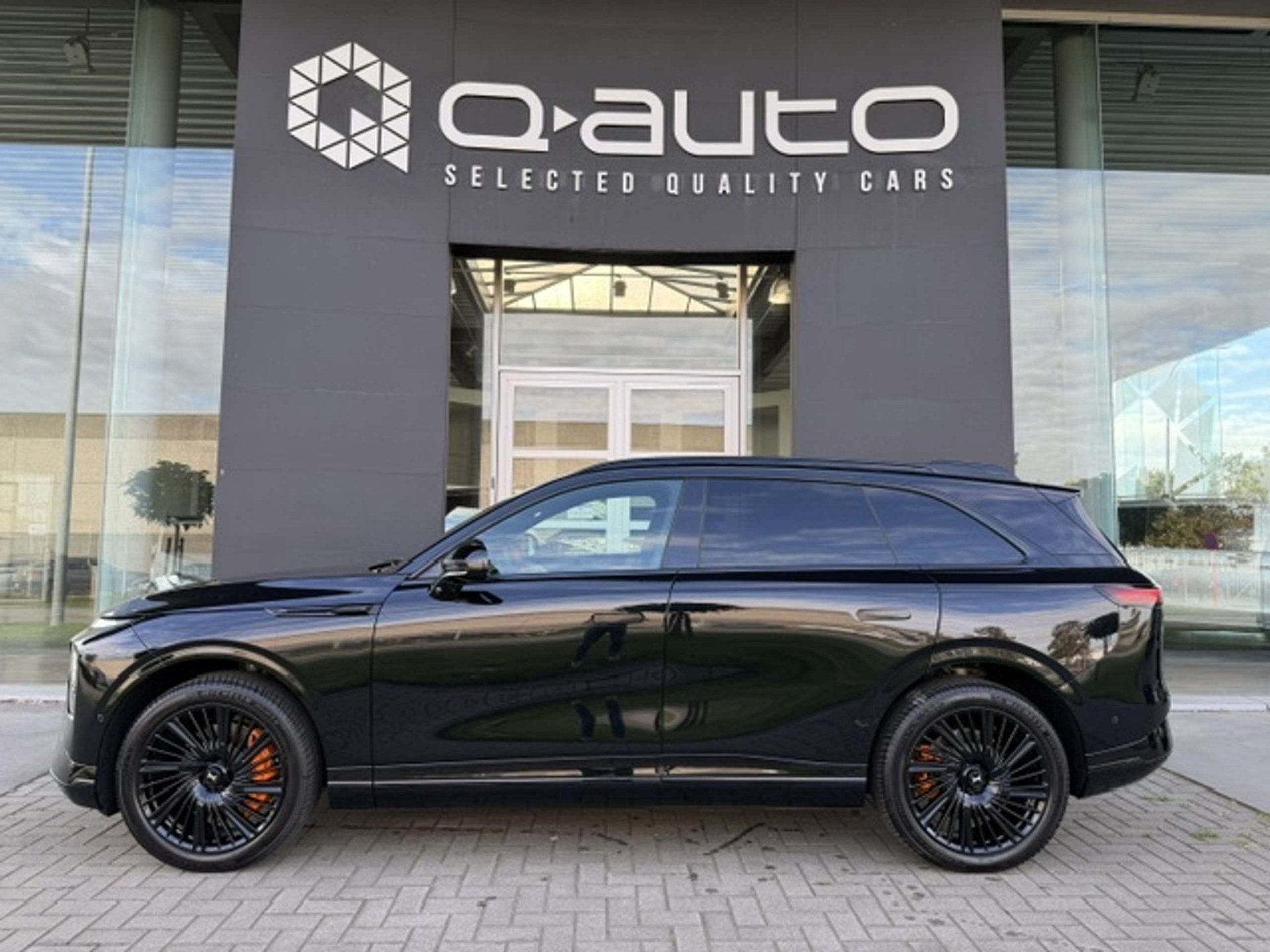 XPENG G9 Black Edition 98 kWh AWD Performance / Premium Pack, 575 ch, Achat, Euro 6, Entreprise