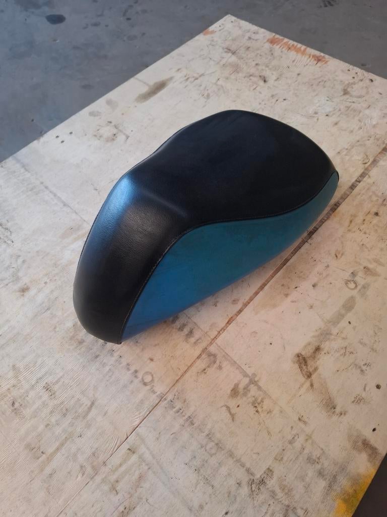 Zadel peugeot ludix, Ophalen, Zadel