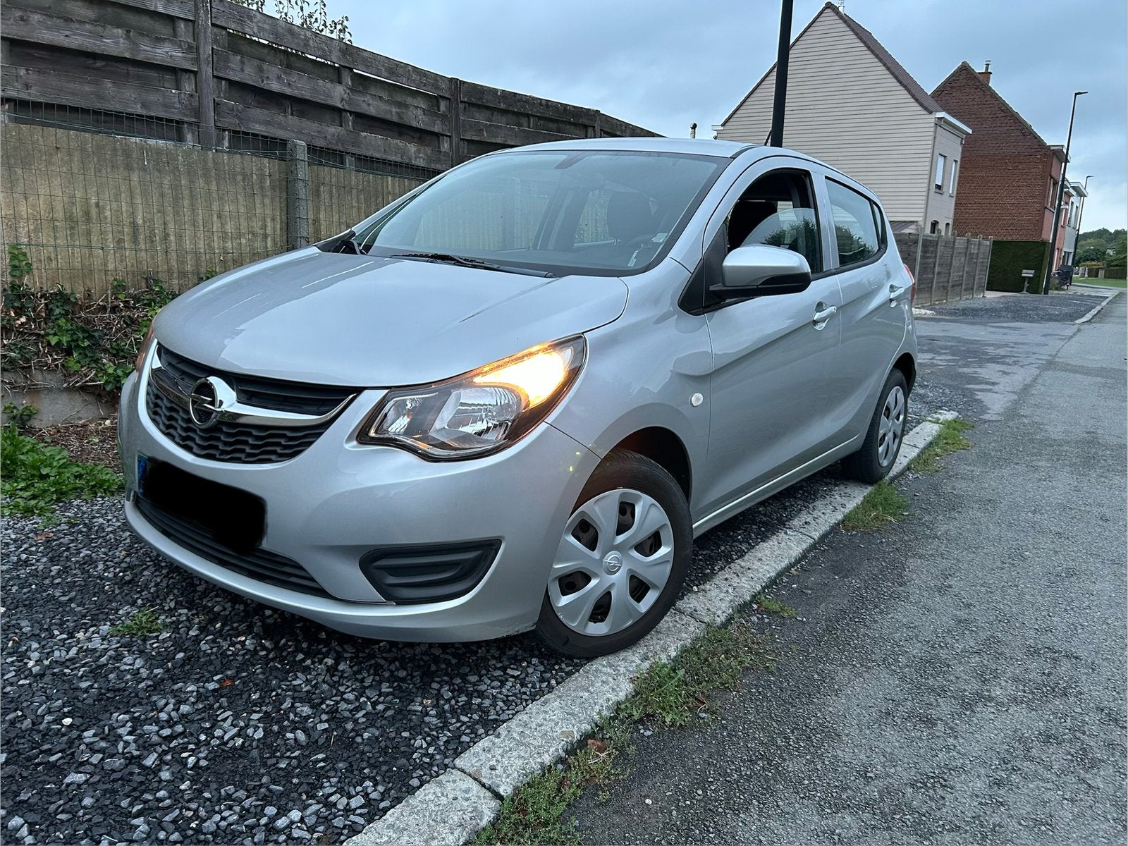 Est Prête C.T. Valable 2Ans+Carpass, Carplay, Propre !, Argent ou Gris, Achat, Euro 6, Boîte manuelle
