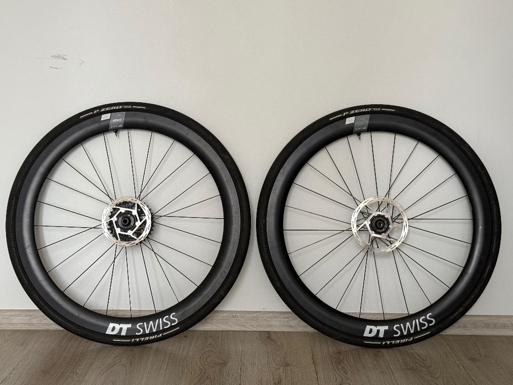DT SWISS + PIRELLI PZERO, Fietsen en Brommers, Wiel, Verzenden, Zo goed als nieuw, PIRELLI p zero DT swiss