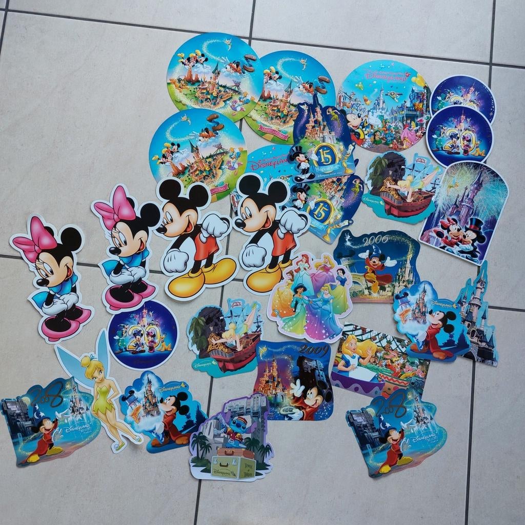 Figuren, kaarten.. Disneyland Parijs, Enlèvement ou Envoi
