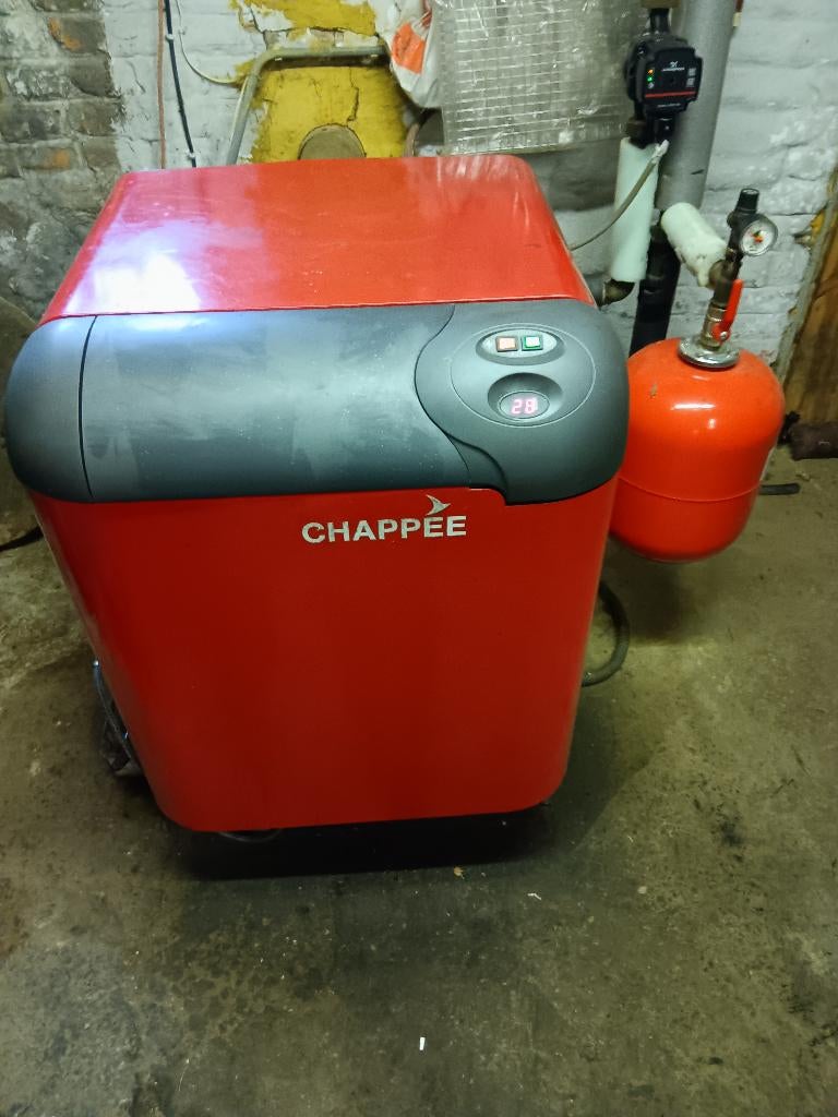 A vendre chaudière fuel, Doe-het-zelf en Bouw, Ophalen, Gebruikt, Cv-ketel of Combi-ketel