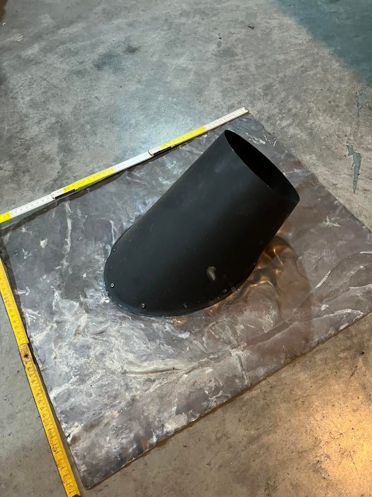 Nieuwe dakdoorvoer met lood, Doe-het-zelf en Bouw, Dakpannen en Dakbedekking, Ophalen, Nieuw