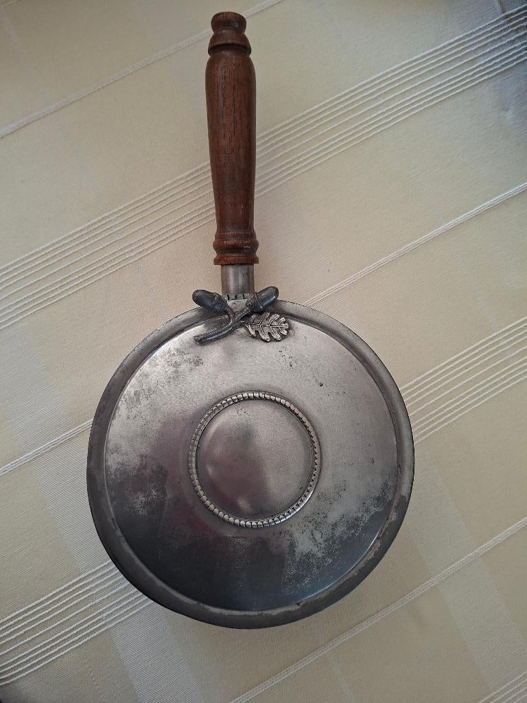 Vintage tinne pannetje met een houten handvat, Ophalen of Verzenden