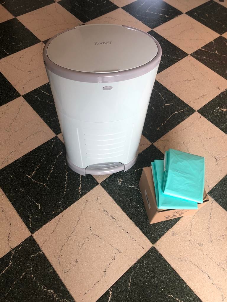 Pamper vuilbak Korbell + 1,5 doos navulling, Gebruikt, Luieremmer, Standaard, Ophalen