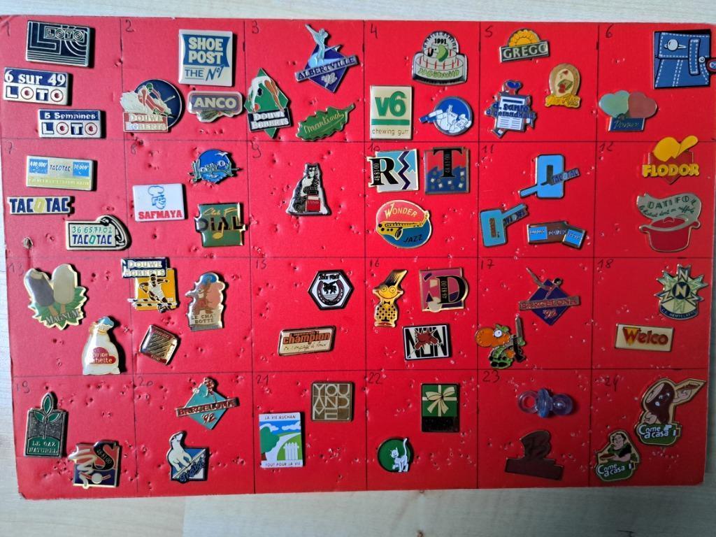 Pin's pins bij de doos zie foto's en nieuws/lees de aankondi, Ophalen