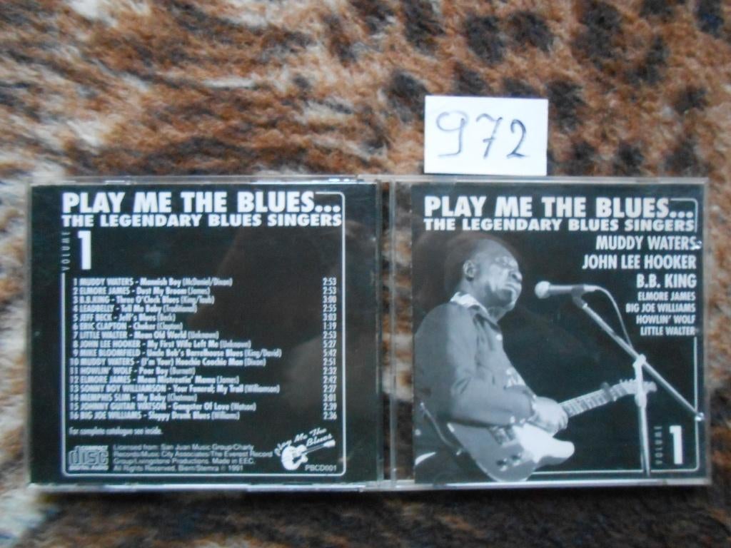 CD Play me the blues ...the legendary blues singers, Ophalen of Verzenden, Gebruikt, Blues